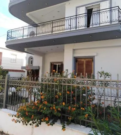 Dora'S Nest 5' Min From The Airport. Apartment Spata  Exterior photo